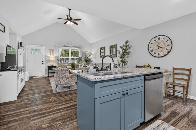 371 Holly Grove Rd, Lewisburg, TN 37091