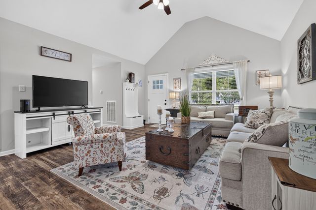 371 Holly Grove Rd, Lewisburg, TN 37091
