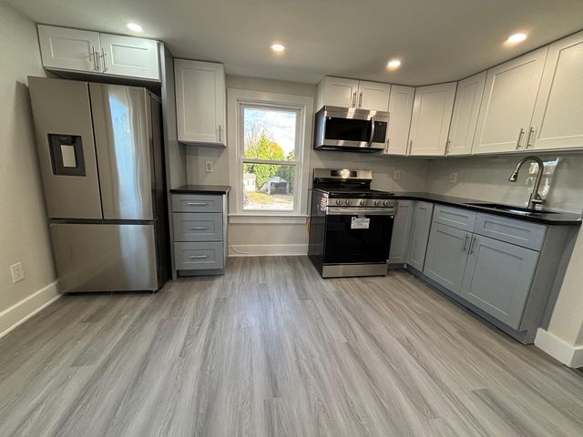 2 Scofield Place 2, Norwalk, CT 06855