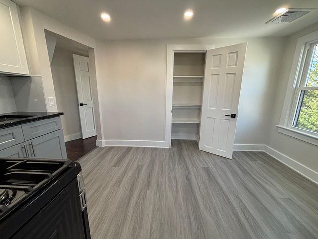 2 Scofield Place 2, Norwalk, CT 06855