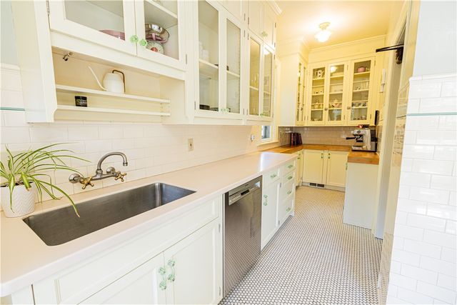 1440 Highland Avenue, Rochester, NY 14620