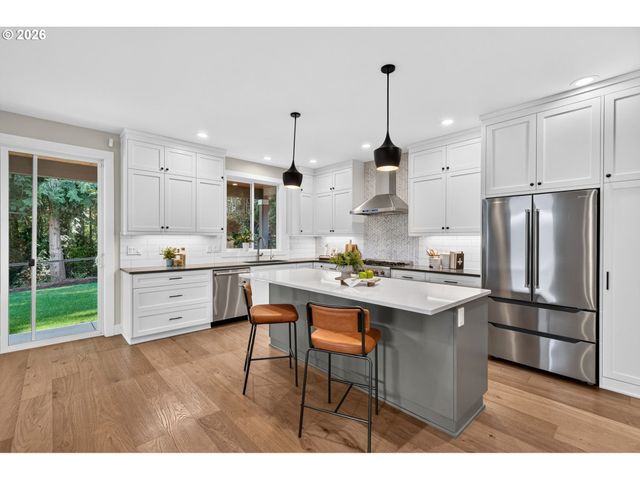 9228 Sw 50TH Ave, Portland, OR 97219