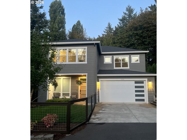 9228 Sw 50TH Ave, Portland, OR 97219