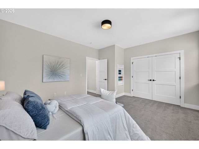 9228 Sw 50TH Ave, Portland, OR 97219