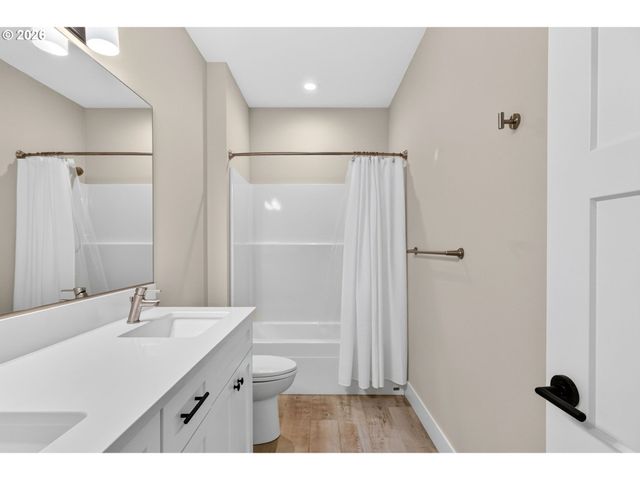 9228 Sw 50TH Ave, Portland, OR 97219