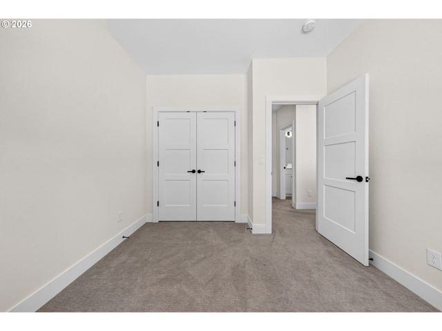 9228 Sw 50TH Ave, Portland, OR 97219