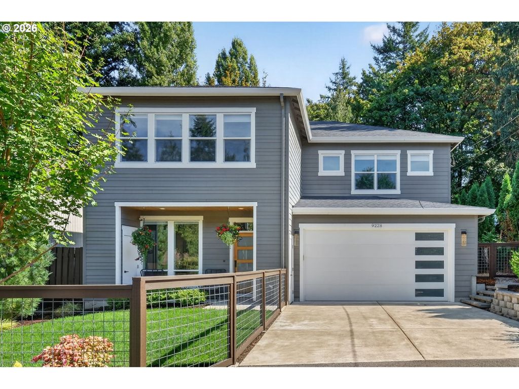 9228 Sw 50TH Ave, Portland, OR 97219