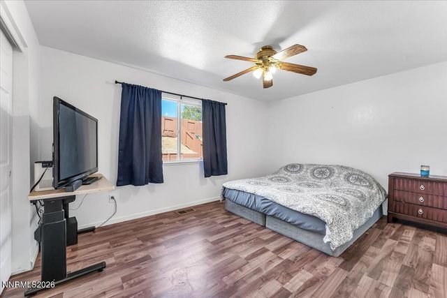 6993 Haydn Court, Sun Valley, NV 89433