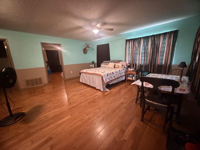 8732 Old State Highway 28, Pikeville, TN 37367