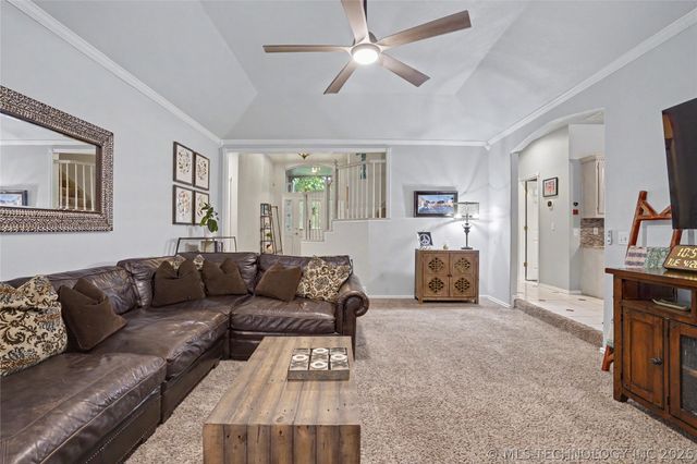9012 S 41st West Avenue, Tulsa, OK 74132