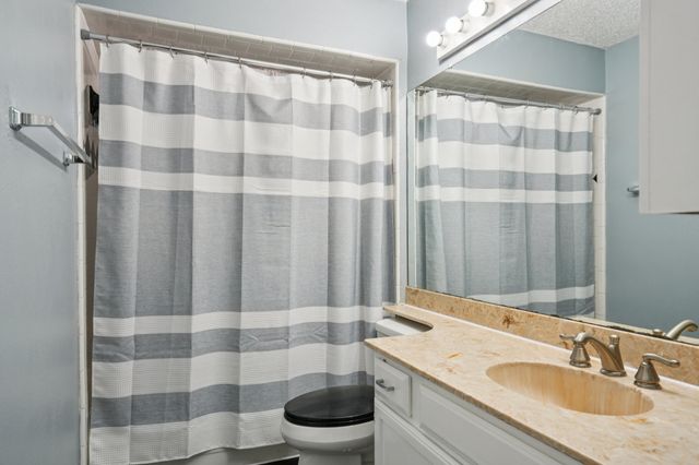 2307 Harrington Court, Euless, TX 76039