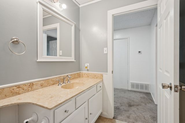 2307 Harrington Court, Euless, TX 76039