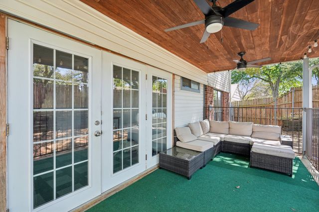 2307 Harrington Court, Euless, TX 76039