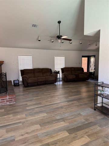 2307 Harrington Court, Euless, TX 76039