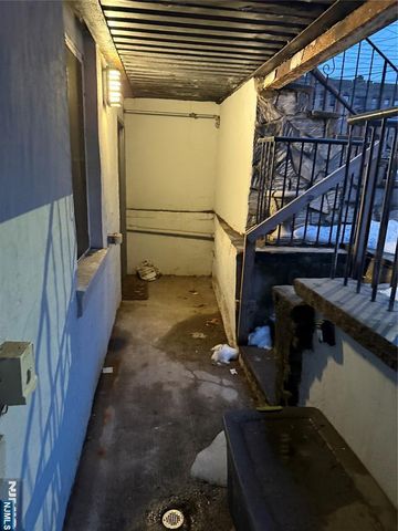 105 Storms Avenue 8001, Jersey City, NJ 07306