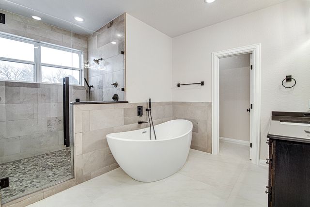 6301 Big Elk Drive, Fort Worth, TX 76140