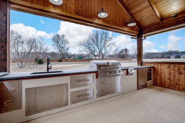 6301 Big Elk Drive, Fort Worth, TX 76140