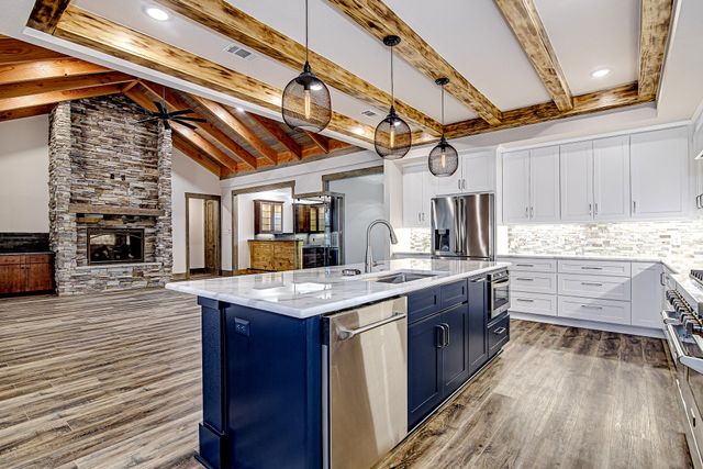 6301 Big Elk Drive, Fort Worth, TX 76140