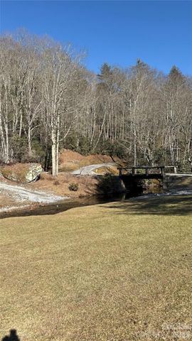207 Receptive Drive 29, Glenville, NC 28736
