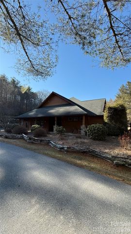 207 Receptive Drive 29, Glenville, NC 28736
