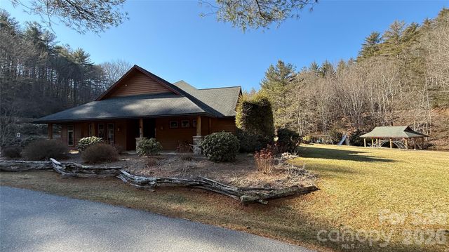 207 Receptive Drive 29, Glenville, NC 28736