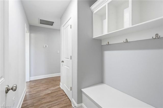 109 Brooke Ridge Drive, Thomasville, NC 27360