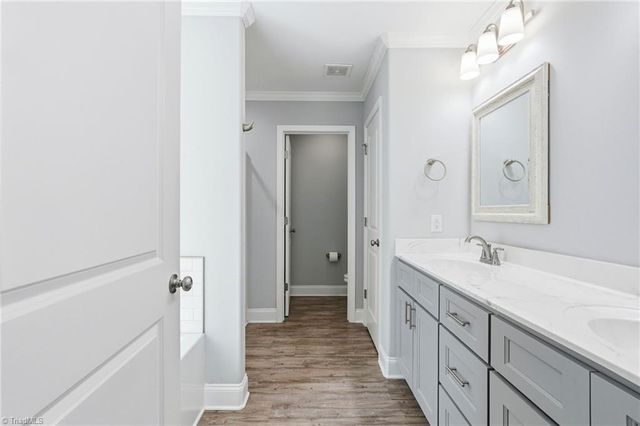 109 Brooke Ridge Drive, Thomasville, NC 27360