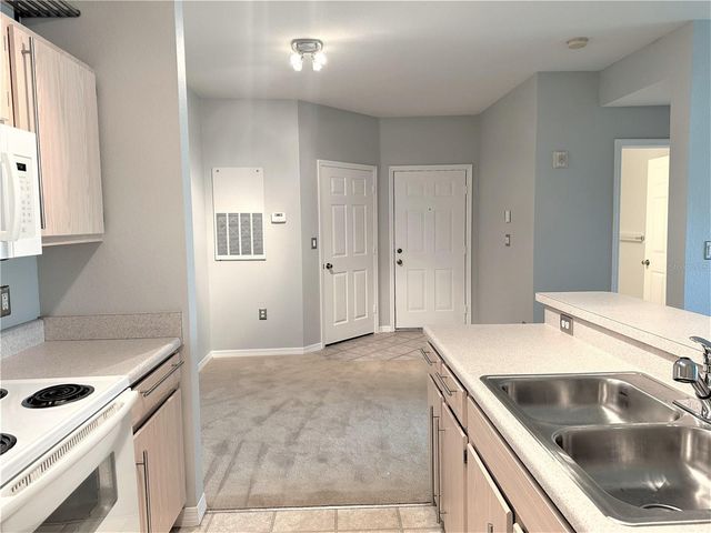 5475 VINELAND ROAD 8304, Orlando, FL 32811