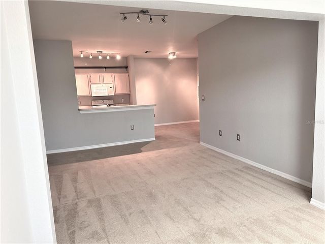 5475 VINELAND ROAD 8304, Orlando, FL 32811