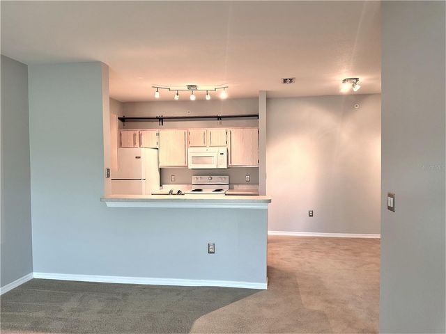 5475 VINELAND ROAD 8304, Orlando, FL 32811