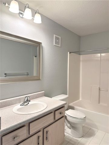 5475 VINELAND ROAD 8304, Orlando, FL 32811