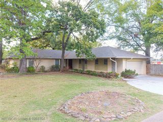 5333 S Y Circle, Fort Smith, AR 72903