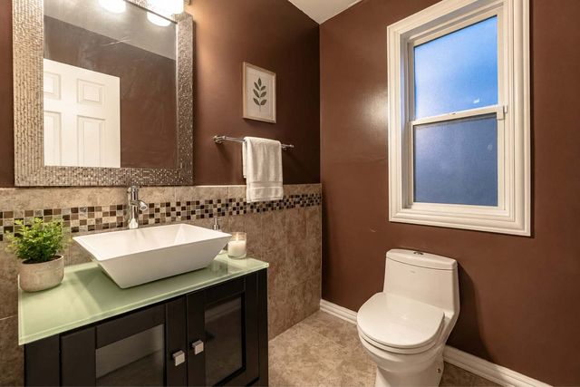 2115 121st Street, Blue Island, IL 60406