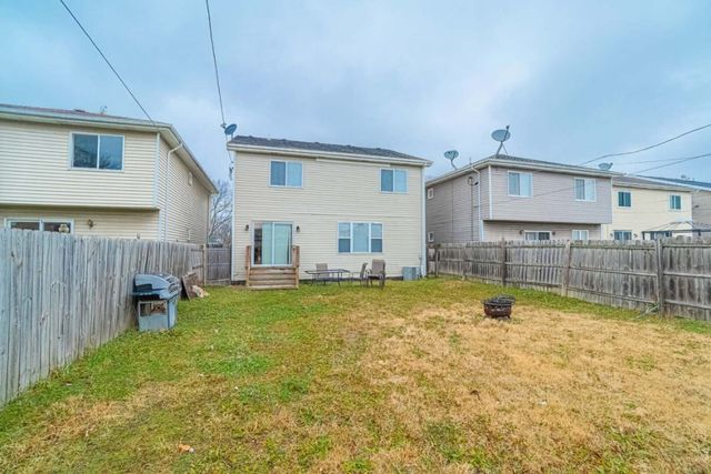 2115 121st Street, Blue Island, IL 60406