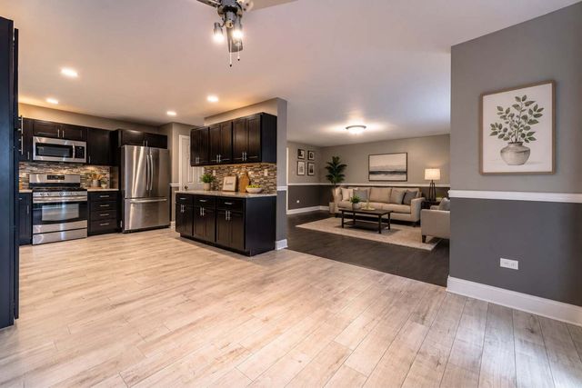 2115 121st Street, Blue Island, IL 60406