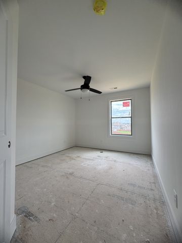 109 Apple Blossom Ct, Clarksville, TN 37042