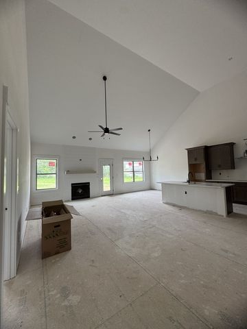 109 Apple Blossom Ct, Clarksville, TN 37042