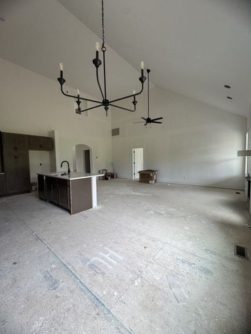 109 Apple Blossom Ct, Clarksville, TN 37042