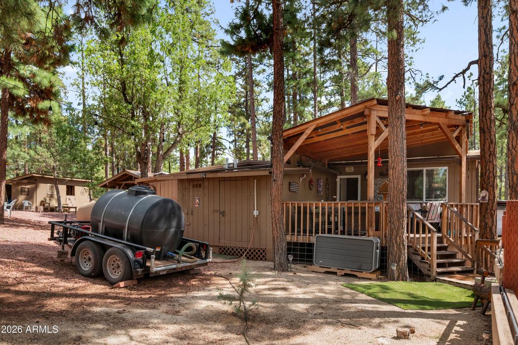 Image 8 of property listing at 1659 MORMON Road, Happy Jack, AZ 86024