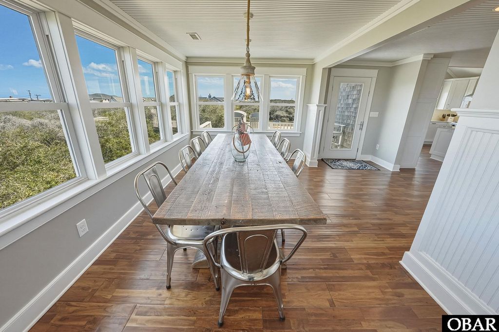 Image 12 of property listing at 12 Fourth Avenue Lot 19, Southern Shores, NC 27949