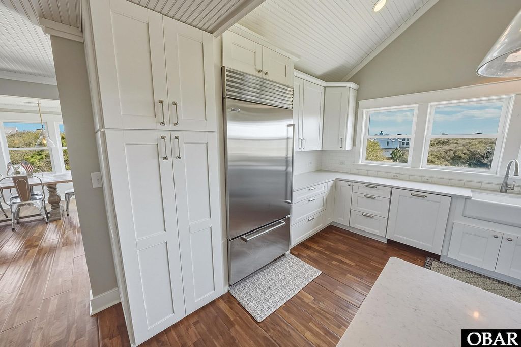 Image 18 of property listing at 12 Fourth Avenue Lot 19, Southern Shores, NC 27949