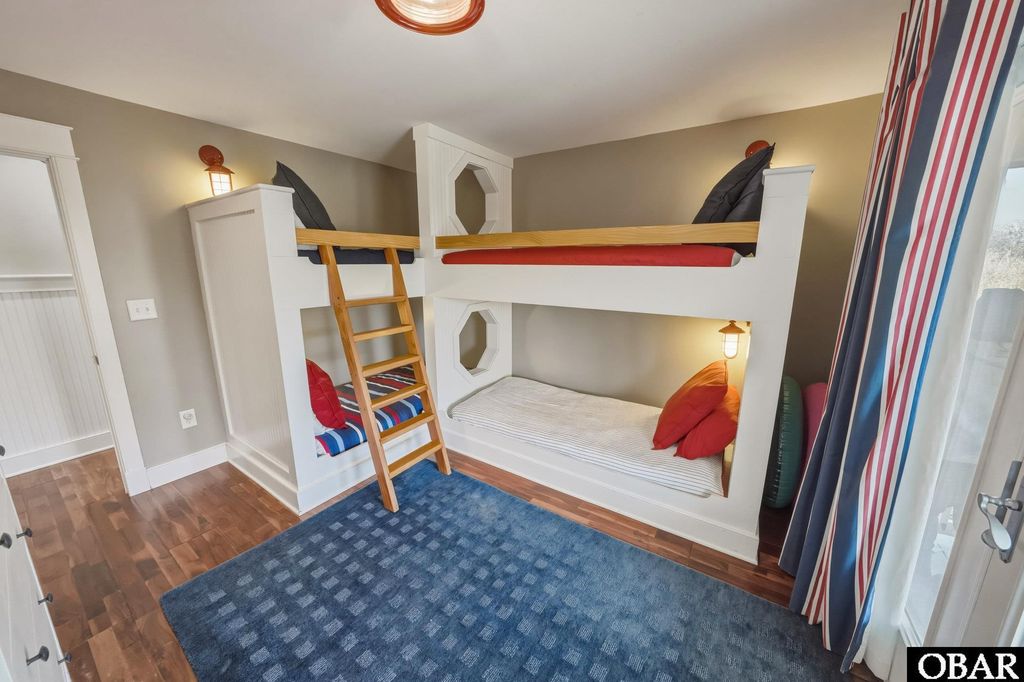 Image 44 of property listing at 12 Fourth Avenue Lot 19, Southern Shores, NC 27949