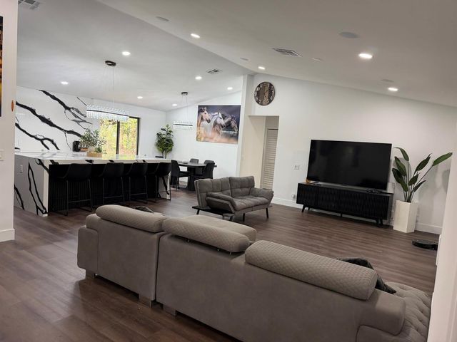 8264 Palomino Drive, Lake Worth, FL 33467