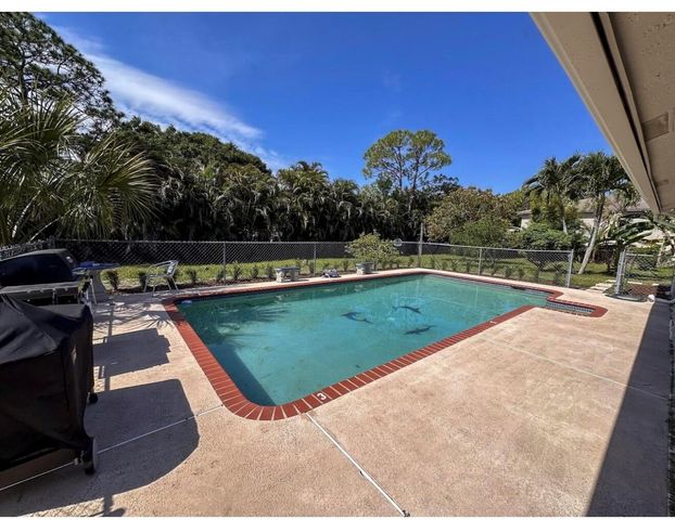 8264 Palomino Drive, Lake Worth, FL 33467