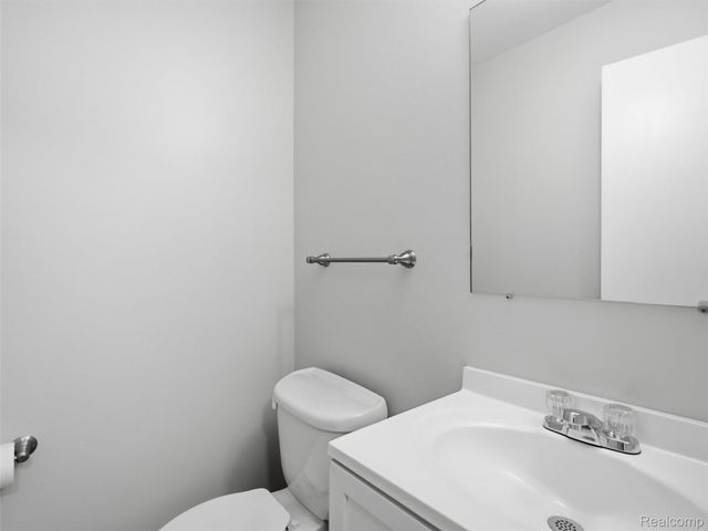 2387 Sanders Place, Bloomfield Hills, MI 48302