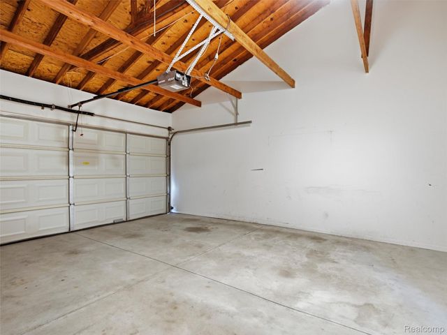 2387 Sanders Place, Bloomfield Hills, MI 48302