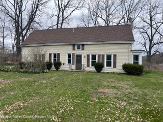 319 County Route 26a, Stuyvesant, NY 12173