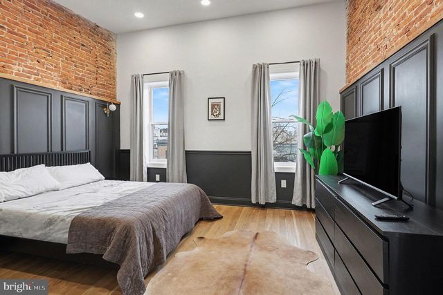 2530 W GIRARD AVE, Philadelphia, PA 19130