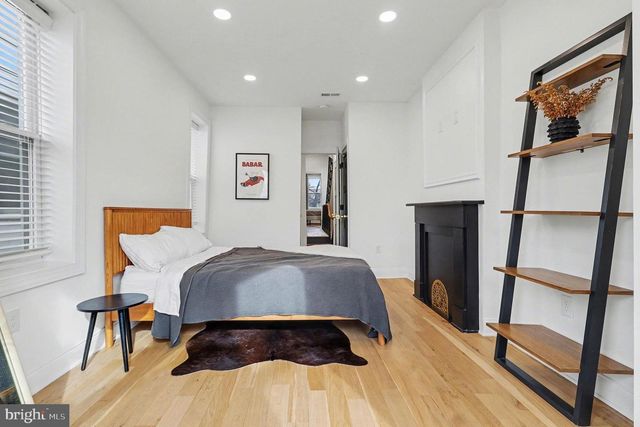 2530 W GIRARD AVE, Philadelphia, PA 19130