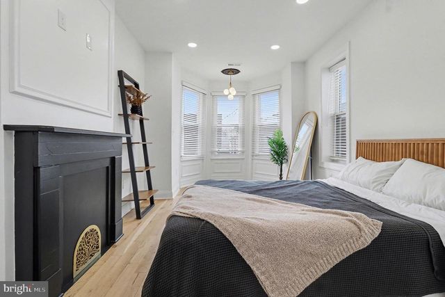 2530 W GIRARD AVE, Philadelphia, PA 19130